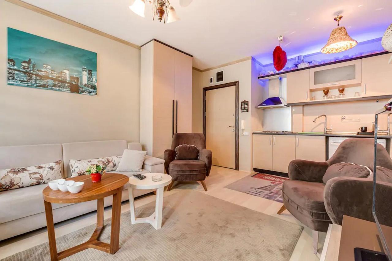 Downtown Two-Bedrom Apartment Tbilisi Esterno foto